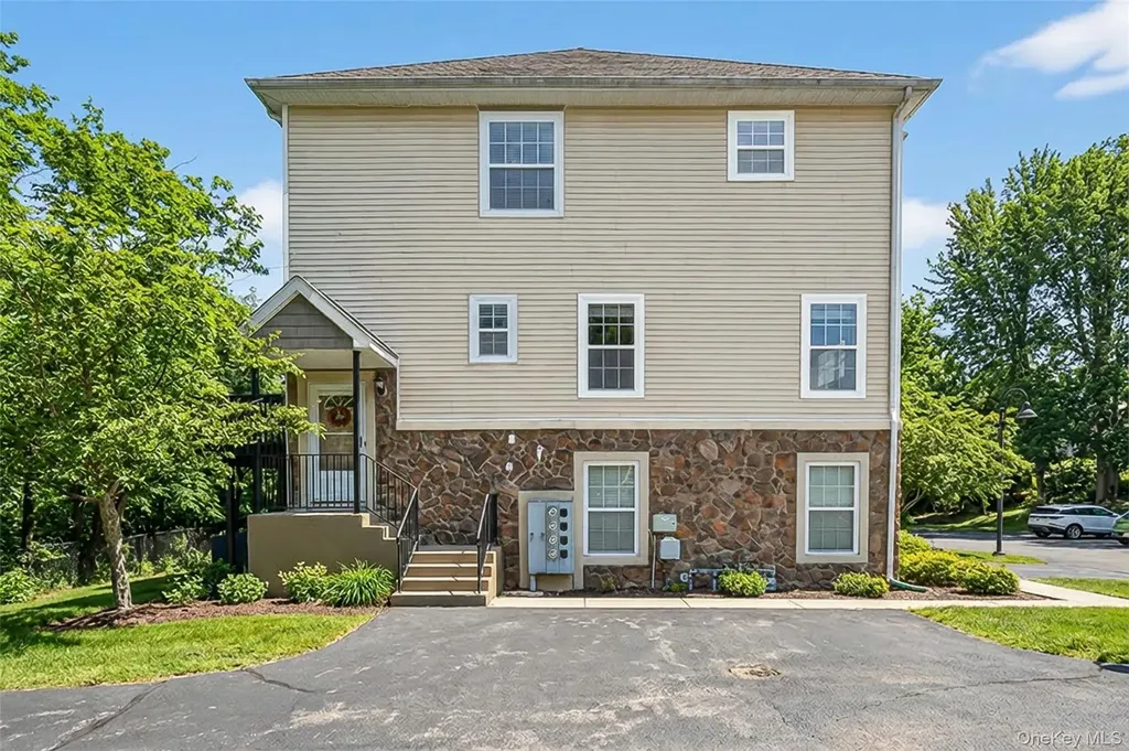 32 Peter Turner Road Monroe NY 10950