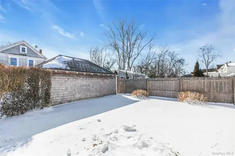 803 Front Street Greenport NY 11944