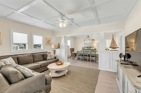 803 Front Street Greenport NY 11944