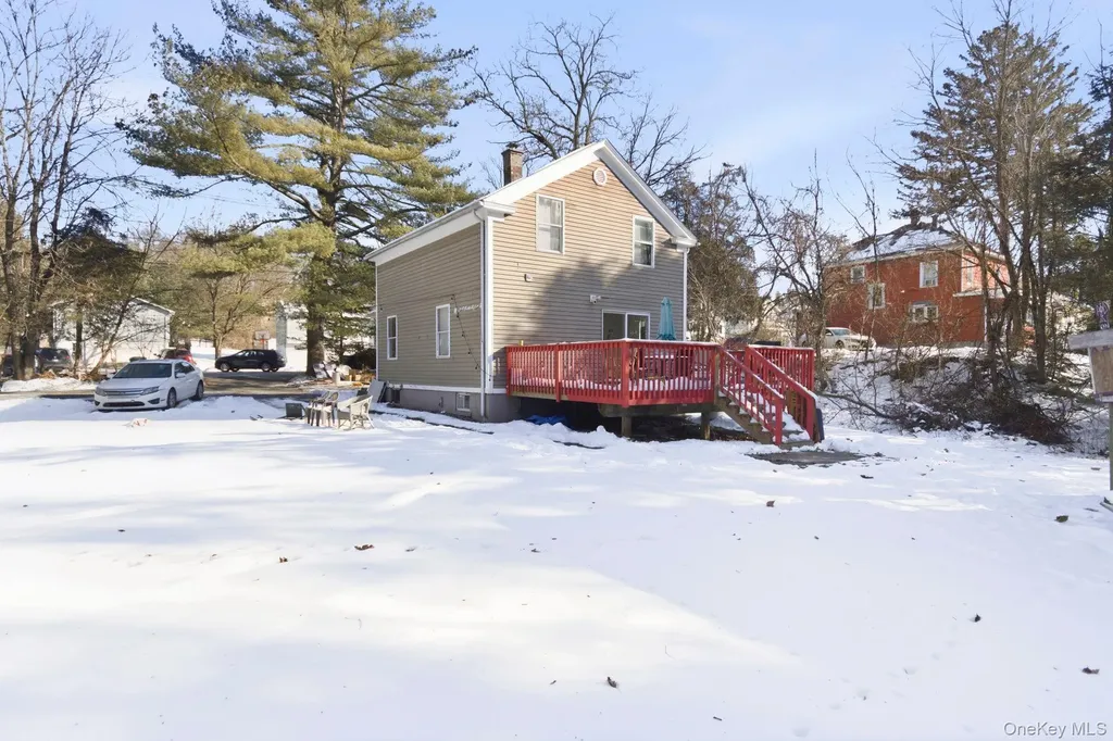 85 Sunset Avenue Poughkeepsie NY 12601