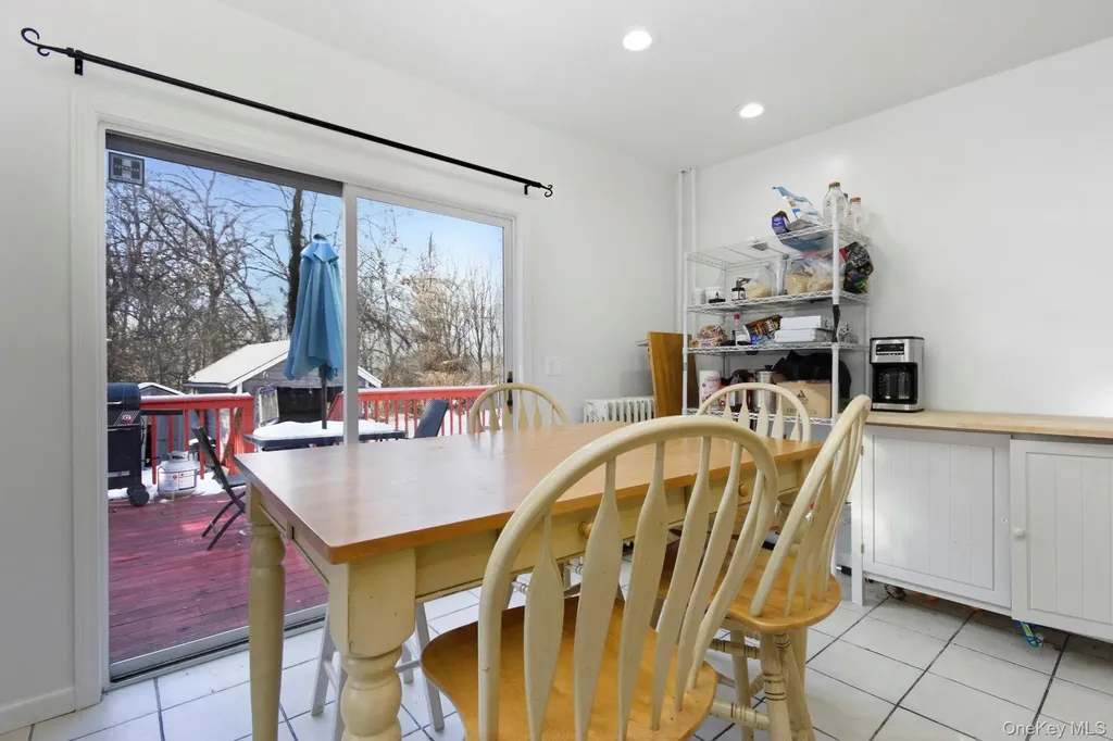 85 Sunset Avenue Poughkeepsie NY 12601
