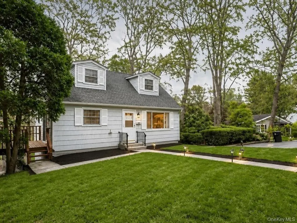 76 Beverly Road Mount Kisco NY 10549