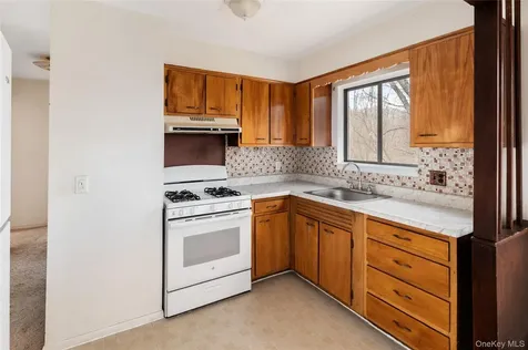 76 Beverly Road Mount Kisco NY 10549