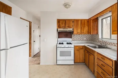 76 Beverly Road Mount Kisco NY 10549