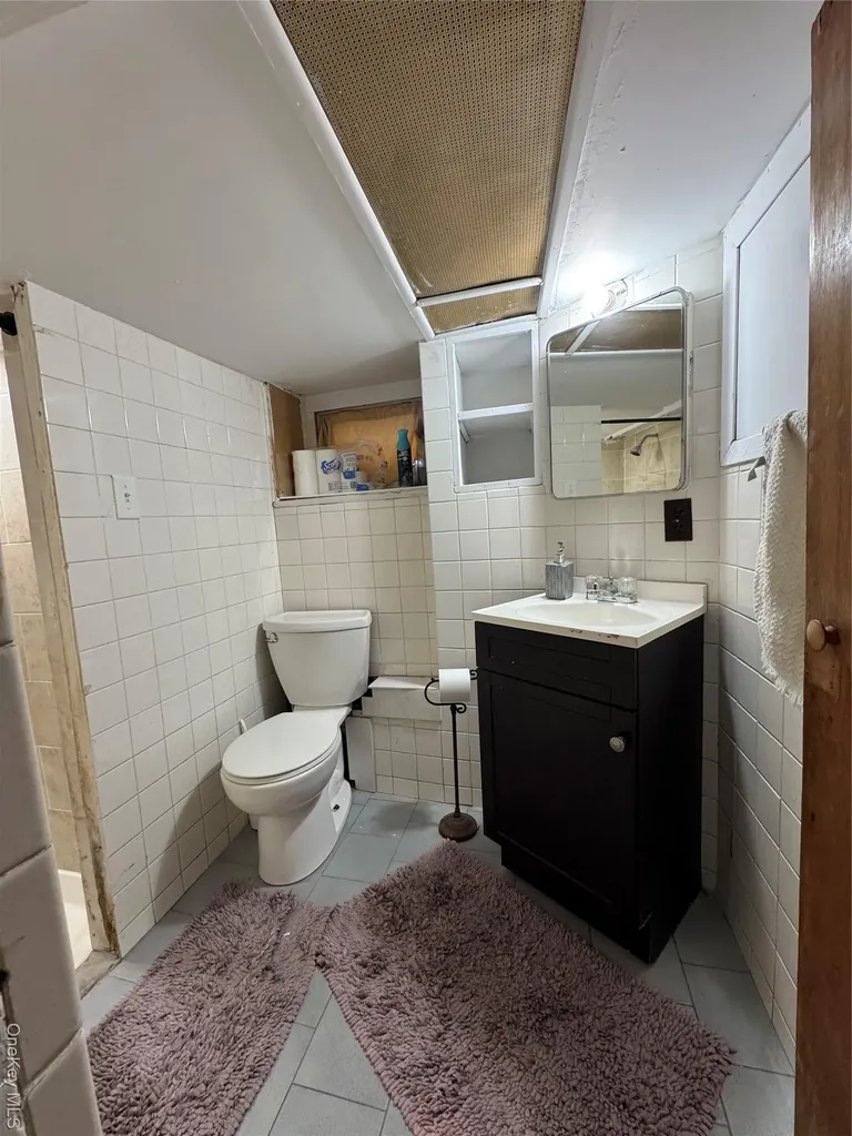 690 E 240th Street Bronx NY 10470
