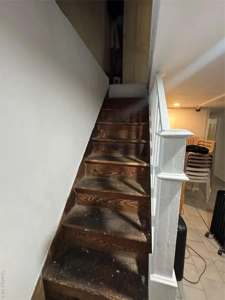 690 E 240th Street Bronx NY 10470
