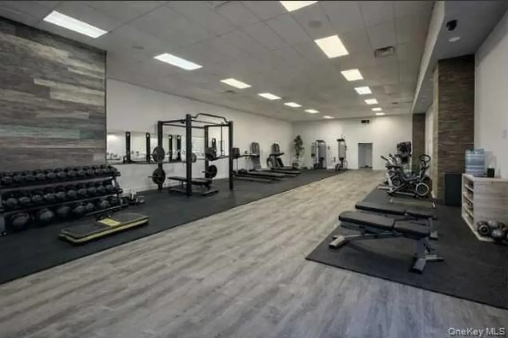 429 W Main Street Patchogue NY 11772
