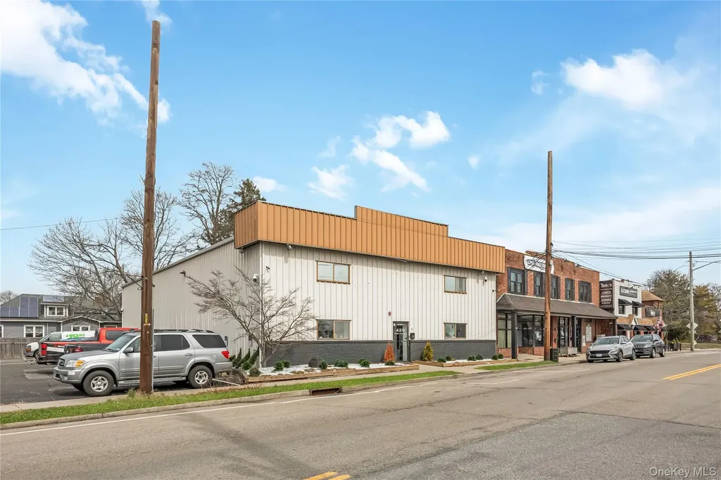 429 W Main Street Patchogue NY 11772