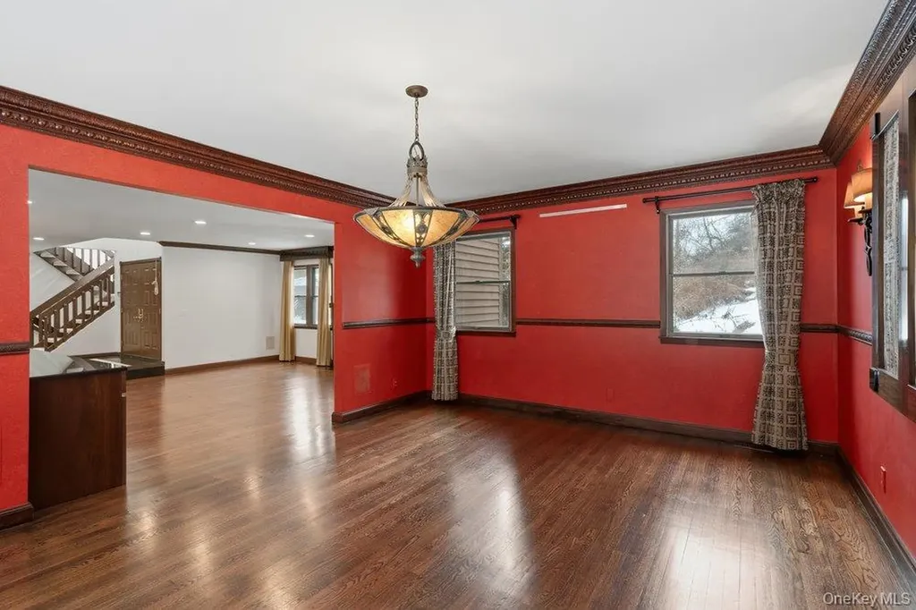 43 Hunt Drive Jericho NY 11753