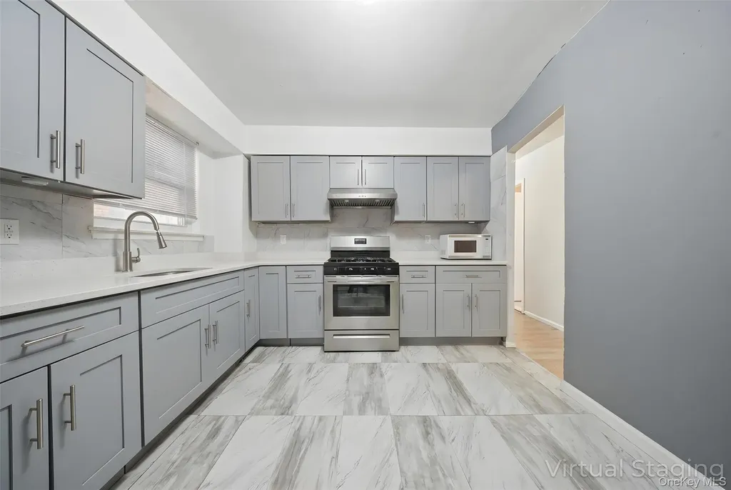 139-01 Franklin Avenue Flushing NY 11355