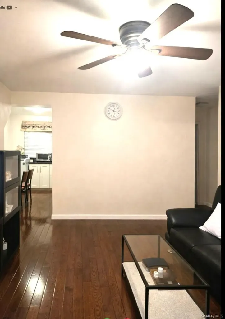 218-09 73 Avenue Bayside NY 11364
