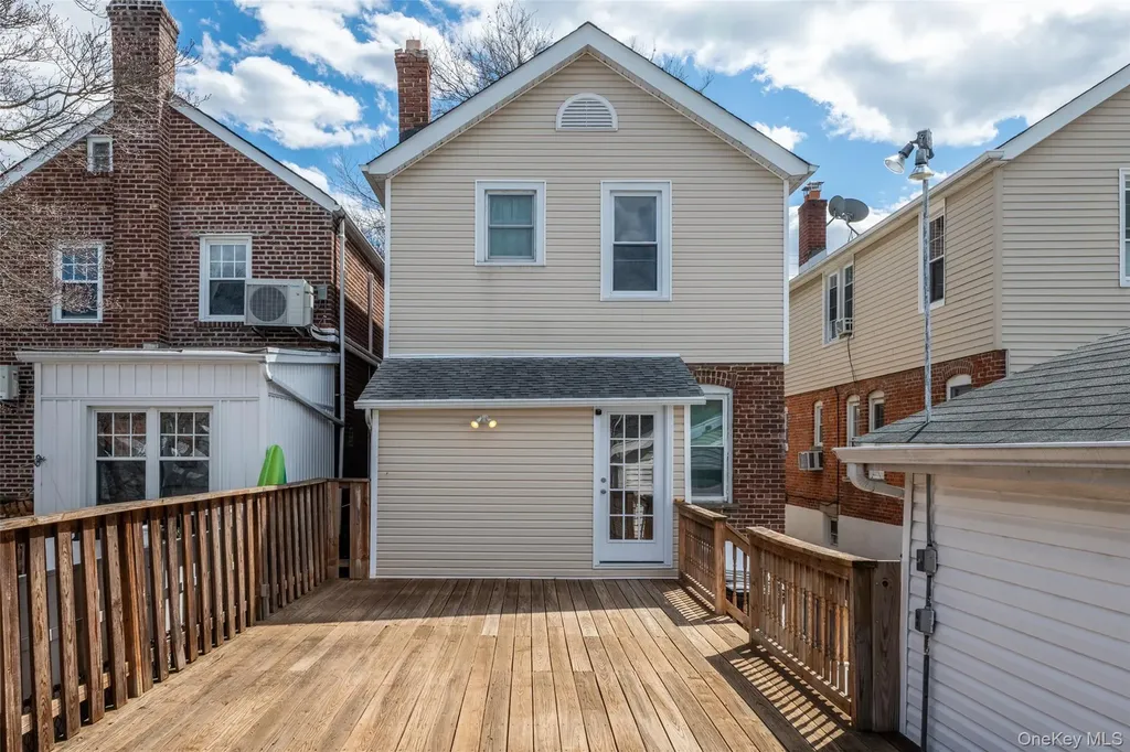 91 Winters Street Bronx NY 10464