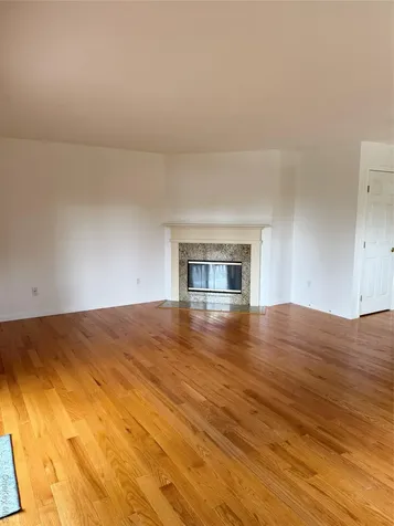 908 Scenic Lane Poughkeepsie NY 12603