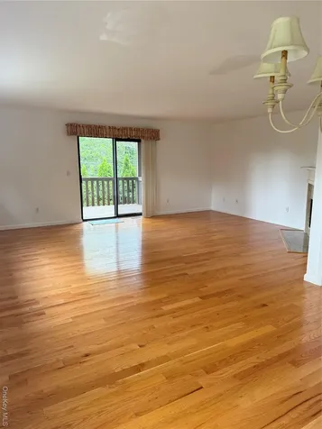 908 Scenic Lane Poughkeepsie NY 12603