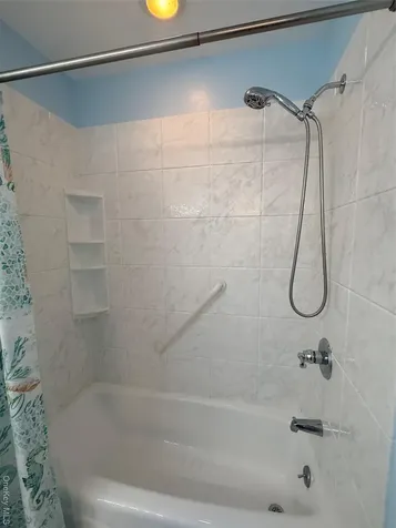 908 Scenic Lane Poughkeepsie NY 12603