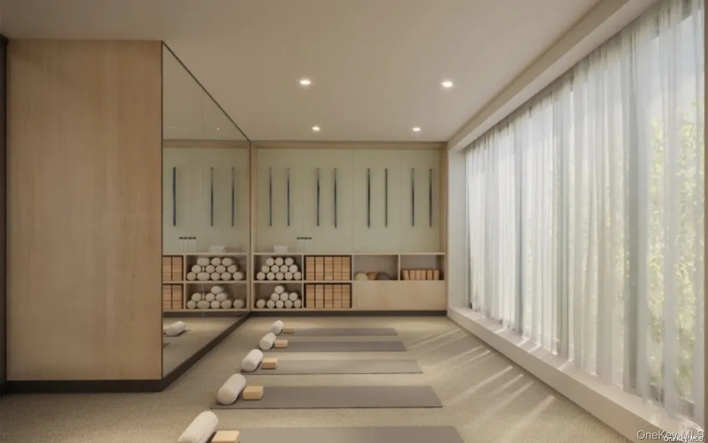 131-02B 40th Road Flushing NY 11354