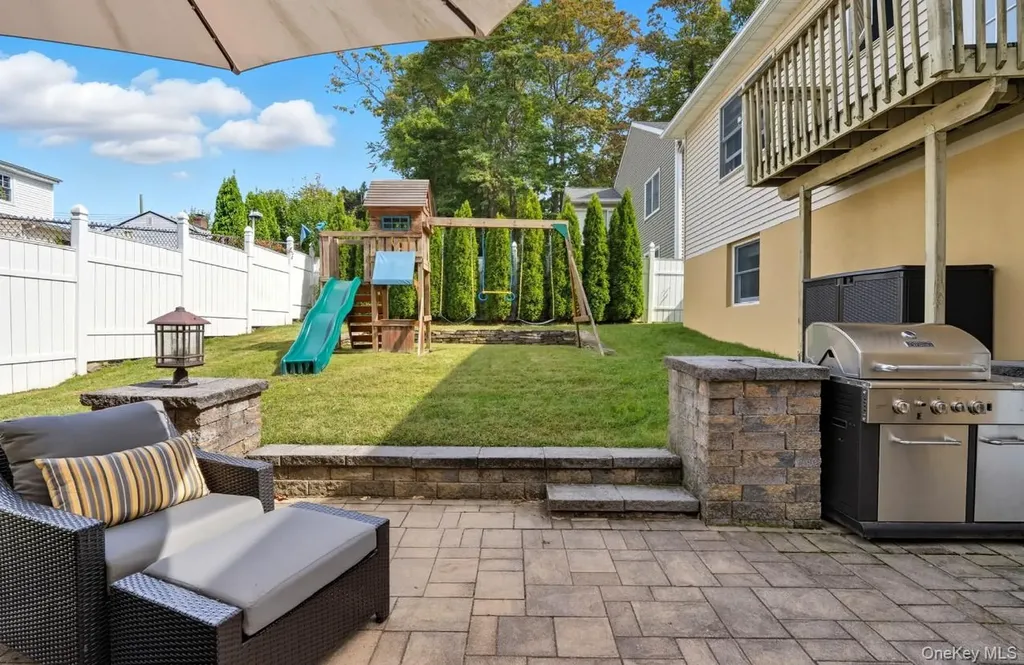 12 Crestview Drive White Plains NY 10604