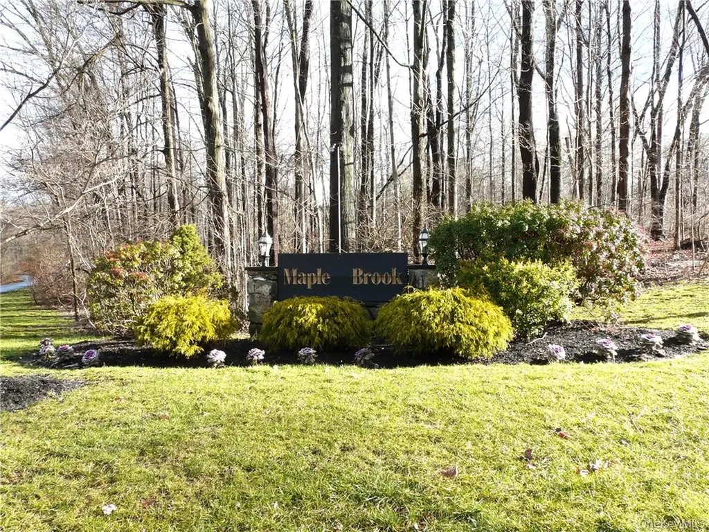 210 Sandpiper Court Yorktown Heights NY 10598