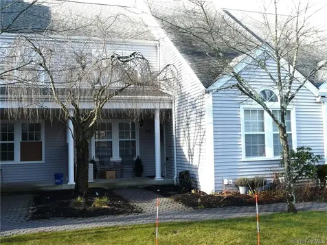 210 Sandpiper Court Yorktown Heights NY 10598