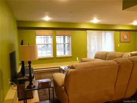 210 Sandpiper Court Yorktown Heights NY 10598