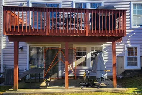 210 Sandpiper Court Yorktown Heights NY 10598