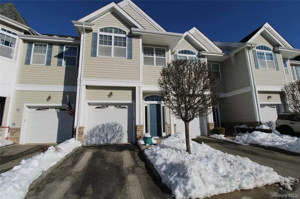 134 Jackie Court Patchogue NY 11772