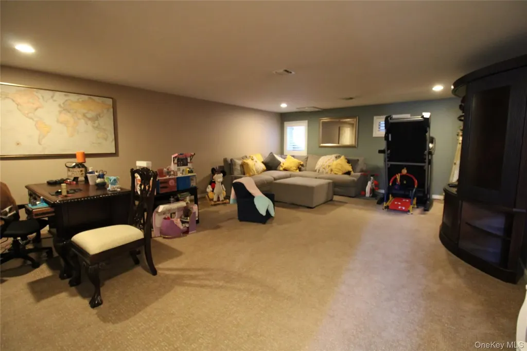 134 Jackie Court Patchogue NY 11772