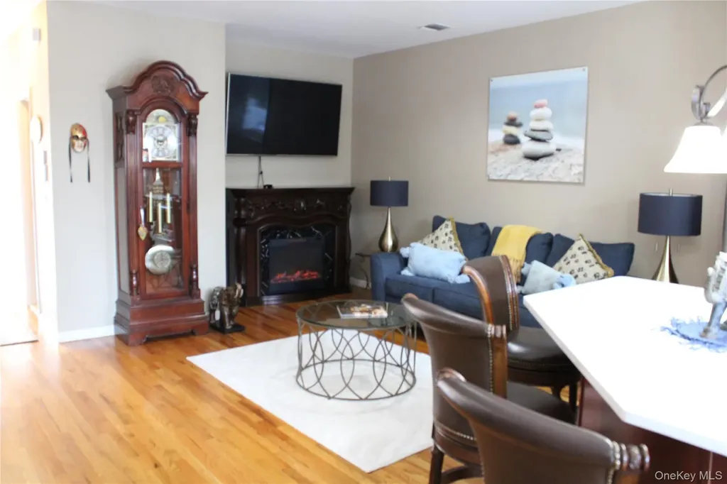 134 Jackie Court Patchogue NY 11772