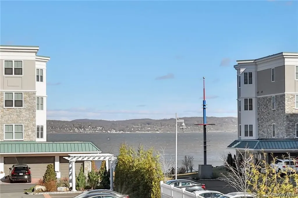 3 Bridge Lane Haverstraw NY 10927