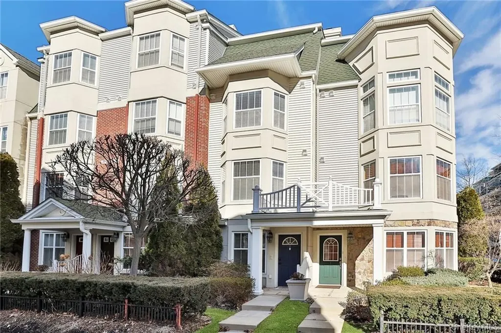 3 Bridge Lane Haverstraw NY 10927