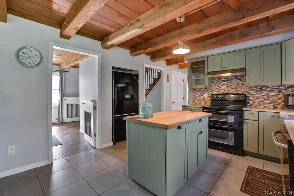 110 Brown Station Road Olivebridge NY 12461
