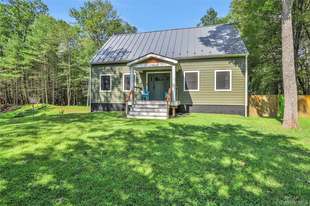 110 Brown Station Road Olivebridge NY 12461
