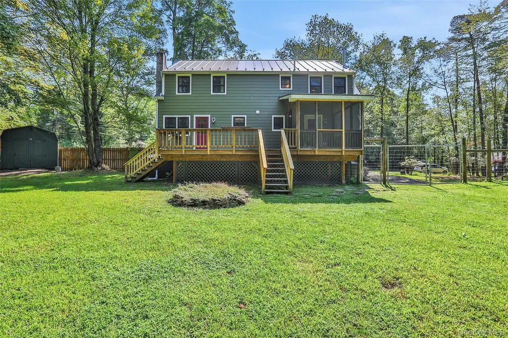 110 Brown Station Road Olivebridge NY 12461