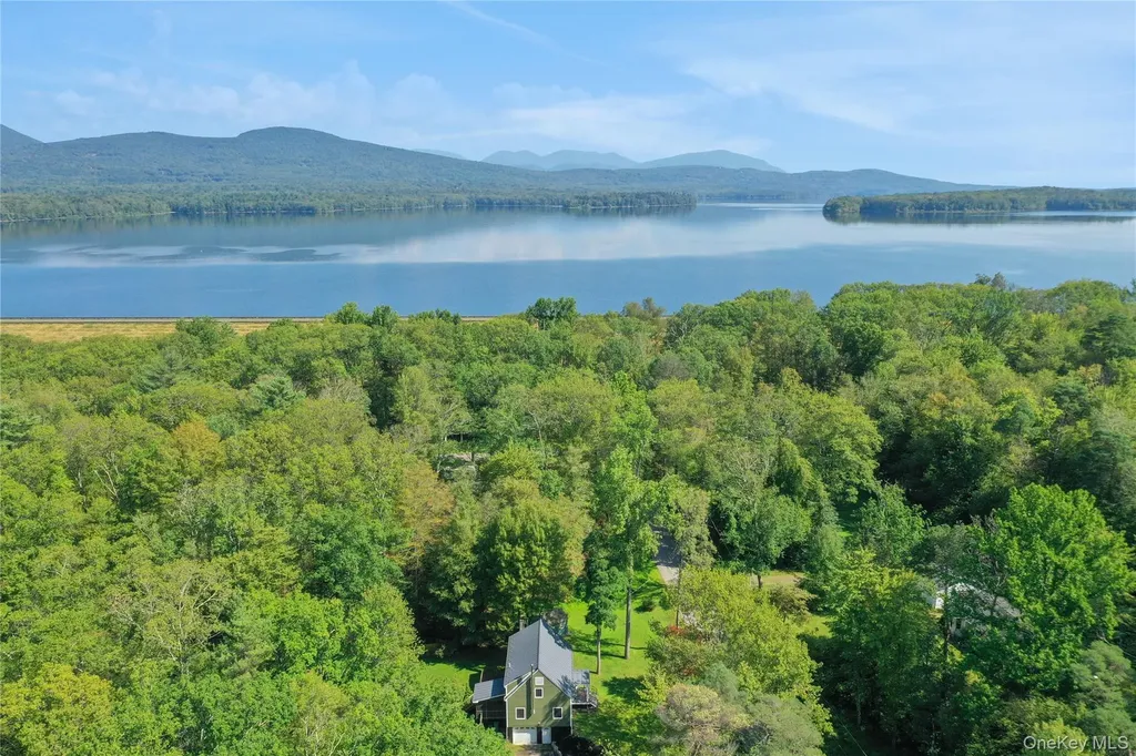 110 Brown Station Road Olivebridge NY 12461