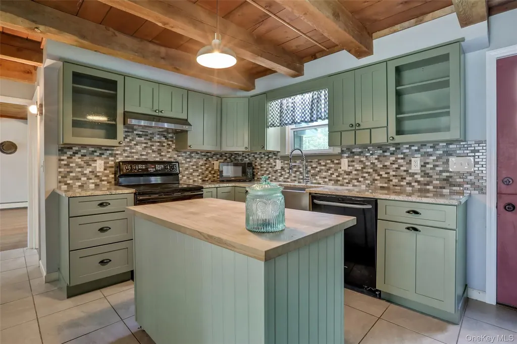 110 Brown Station Road Olivebridge NY 12461