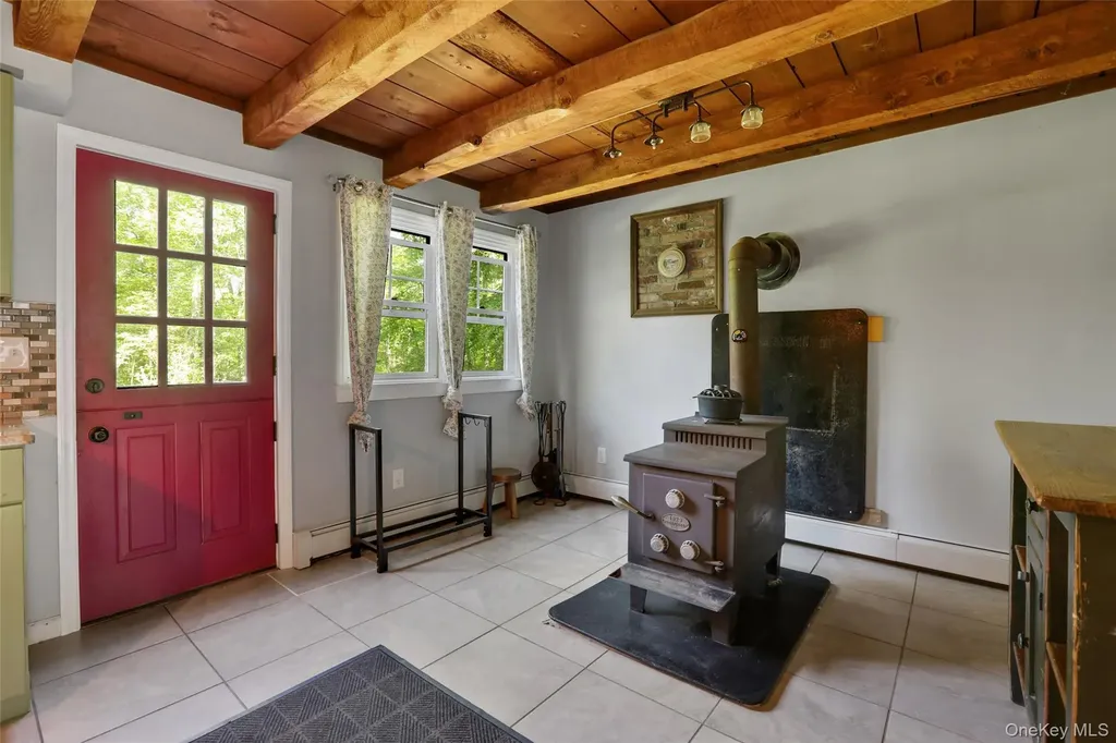 110 Brown Station Road Olivebridge NY 12461