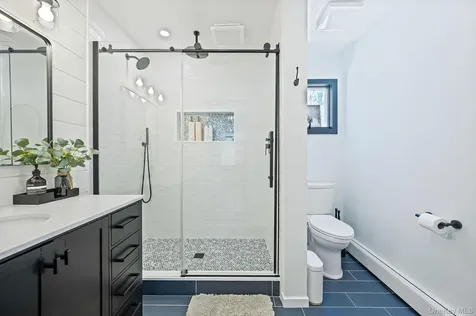 21 Jodi Drive Manorville NY 11949