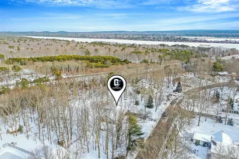 21 Jodi Drive Manorville NY 11949