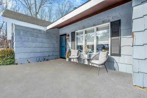 21 Jodi Drive Manorville NY 11949