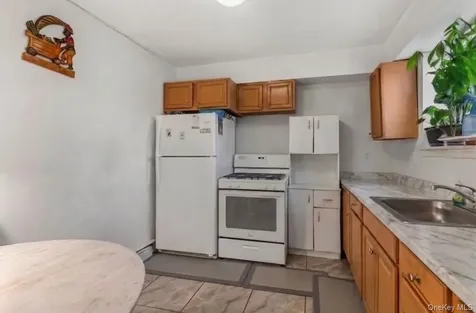 218-52 138th Road Laurelton NY 11413