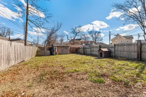 218-52 138th Road Laurelton NY 11413