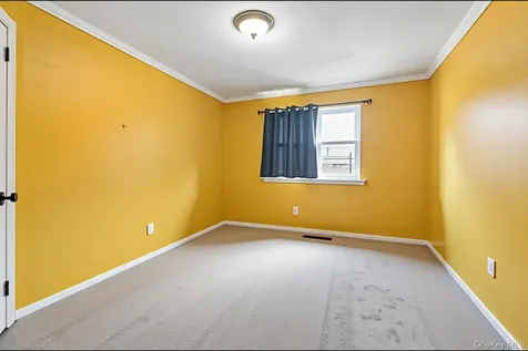 218-52 138th Road Laurelton NY 11413