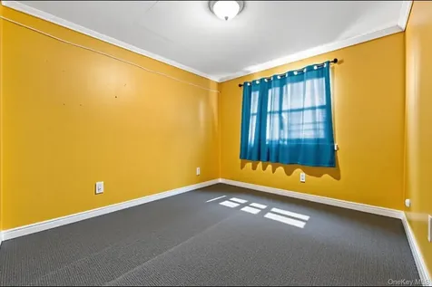 218-52 138th Road Laurelton NY 11413