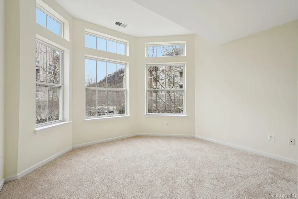 2 Leeward Drive Haverstraw NY 10927