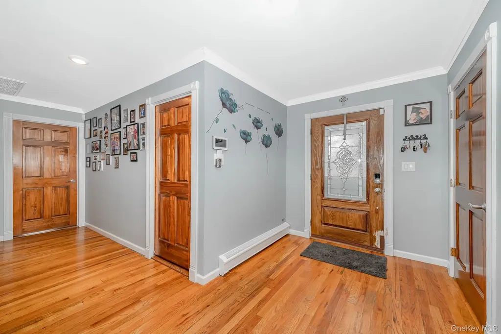 3 Aron Street Smithtown NY 11787