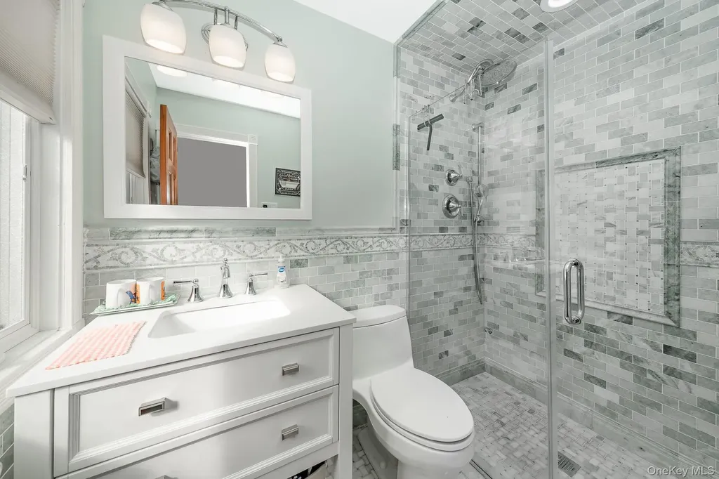 3 Aron Street Smithtown NY 11787
