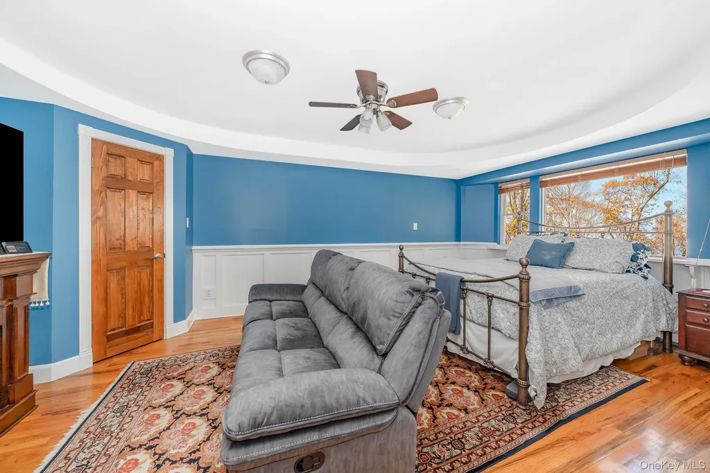 3 Aron Street Smithtown NY 11787
