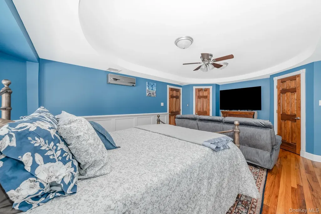 3 Aron Street Smithtown NY 11787