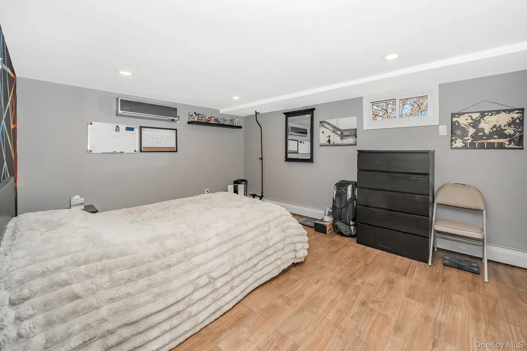 3 Aron Street Smithtown NY 11787