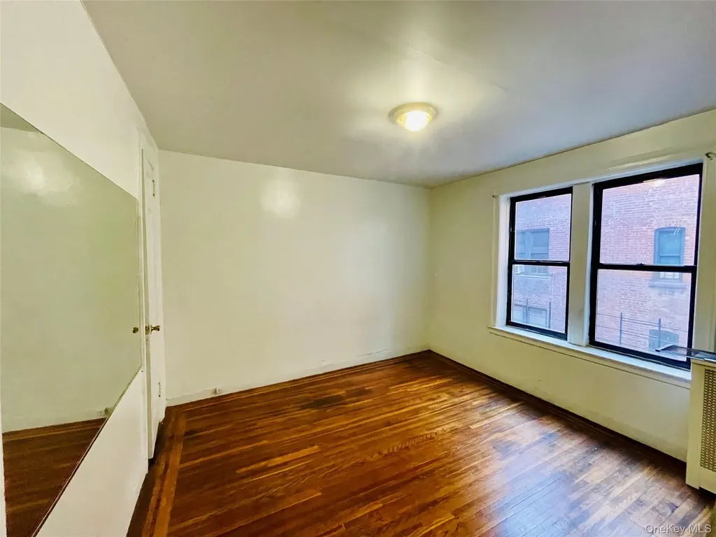 2199 Holland Avenue Bronx NY 10462